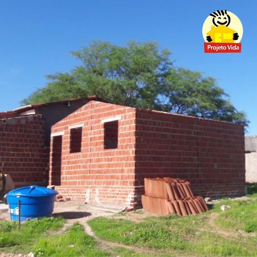 Casa em construção Acari.jpg